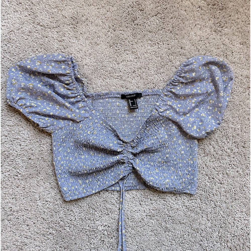Floral scrunch top. Purple with yellow/white flowers